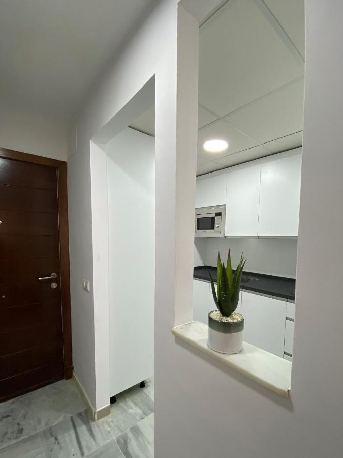 Quattro Triana En Salado Apartment Seville Exterior photo